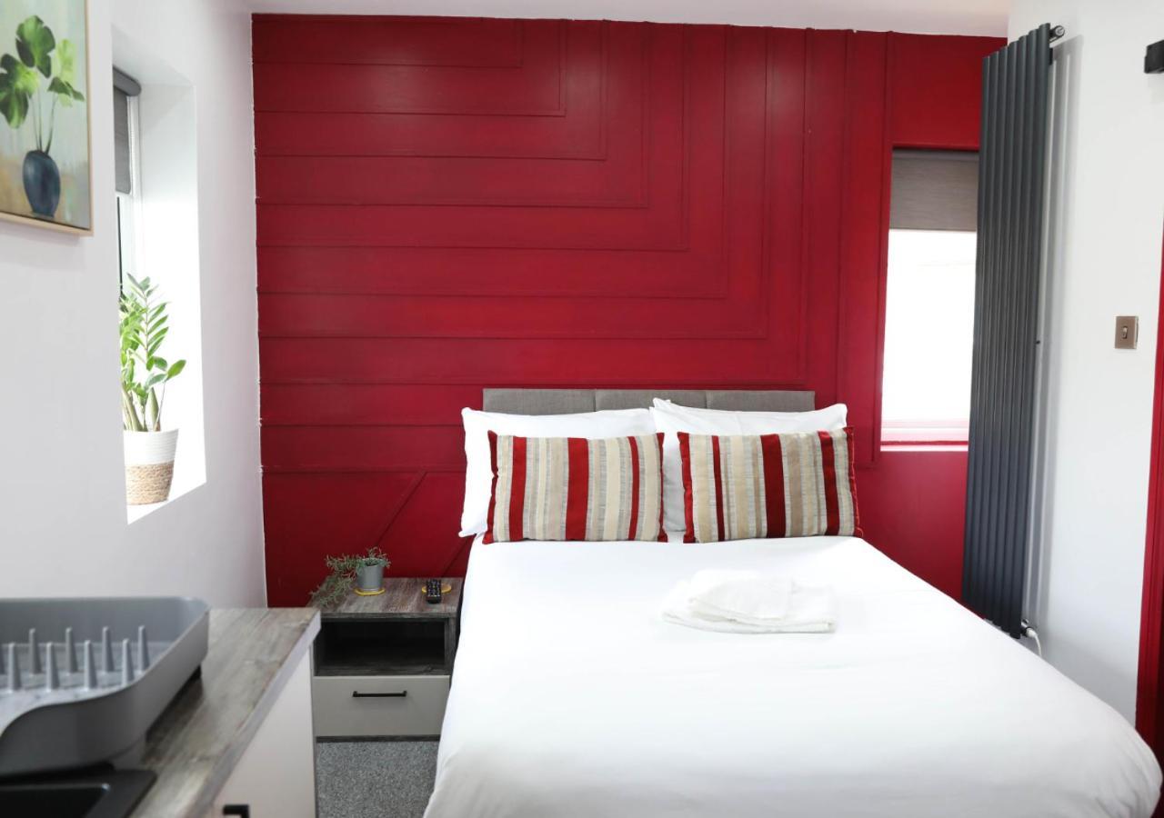 Cb Stays - Private Rooms With Ensuite And Kitchenette In Peterborough Dış mekan fotoğraf