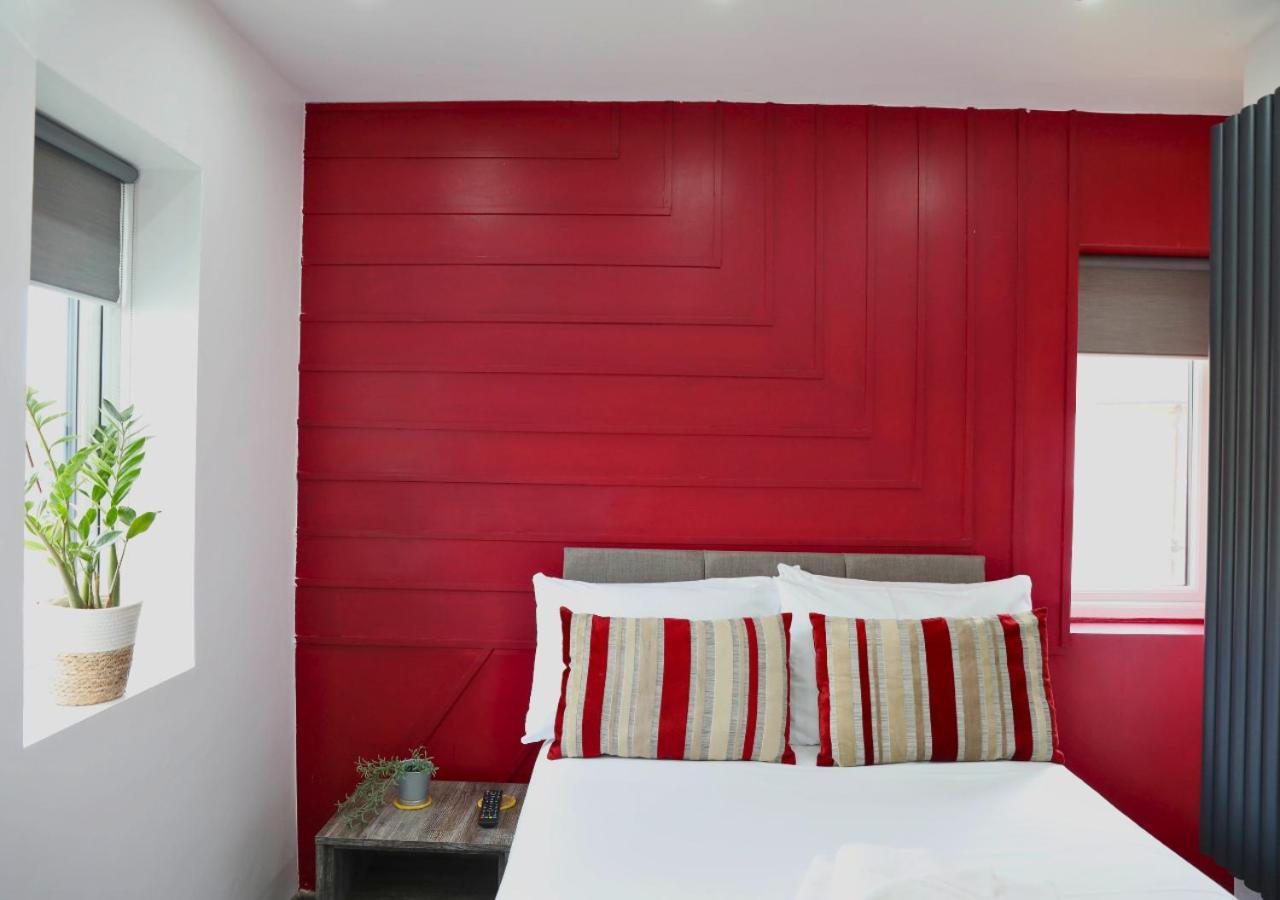 Cb Stays - Private Rooms With Ensuite And Kitchenette In Peterborough Dış mekan fotoğraf