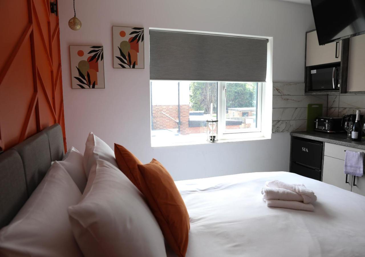Cb Stays - Private Rooms With Ensuite And Kitchenette In Peterborough Dış mekan fotoğraf